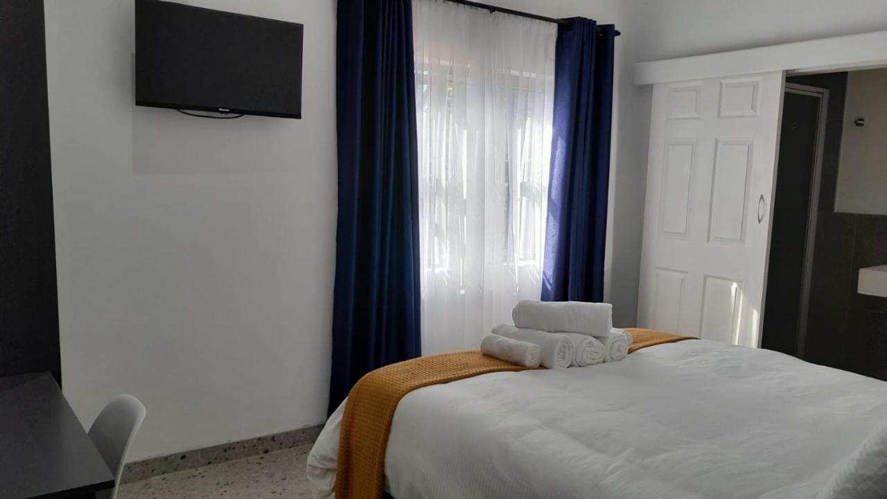 The Wishing Well Guest House Self-Catering ポート・エドワード エクステリア 写真