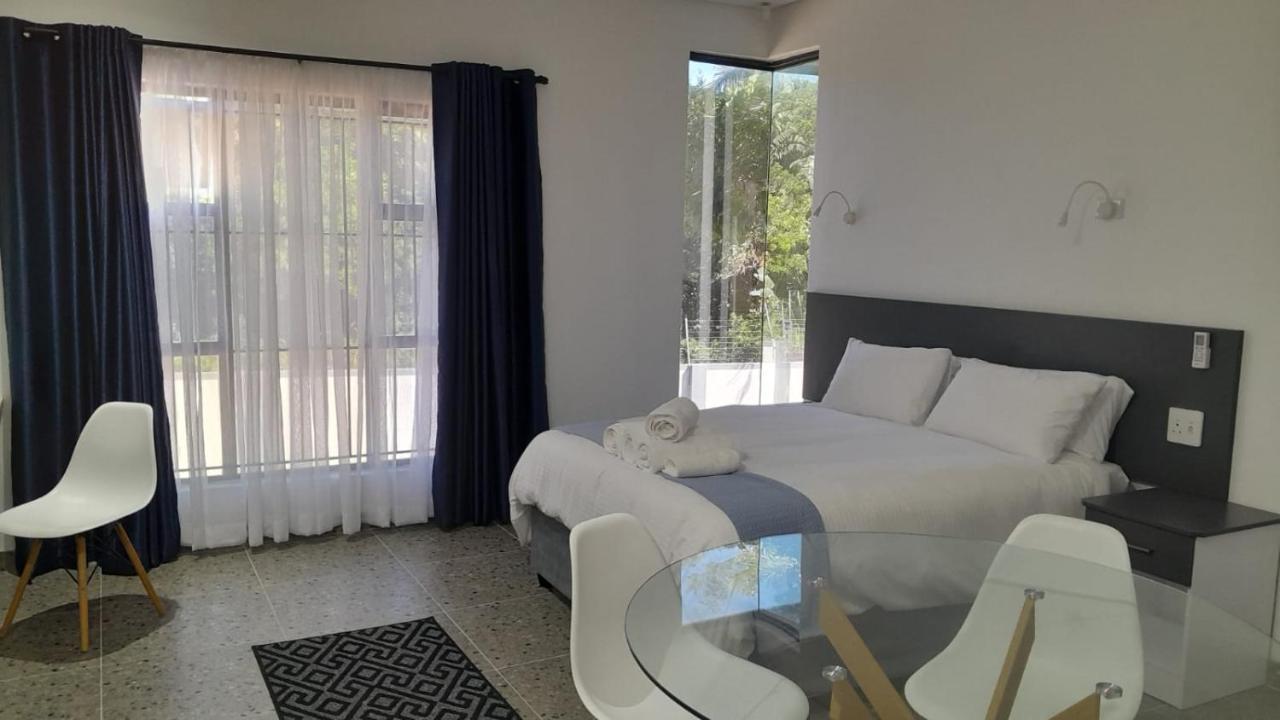 The Wishing Well Guest House Self-Catering ポート・エドワード エクステリア 写真