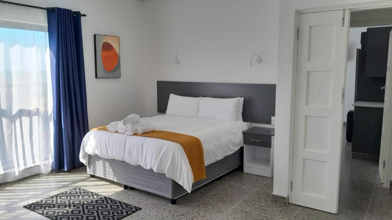 The Wishing Well Guest House Self-Catering ポート・エドワード エクステリア 写真