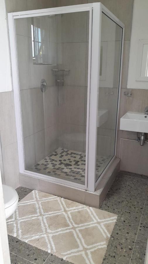 The Wishing Well Guest House Self-Catering ポート・エドワード エクステリア 写真